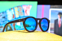 Load image into Gallery viewer, City by the Sea