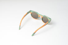 Load image into Gallery viewer, Striped Bamboo Cat Eye