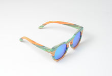 Load image into Gallery viewer, Striped Bamboo Cat Eye